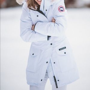 Authentic Trillium Canada Goose Parka - White